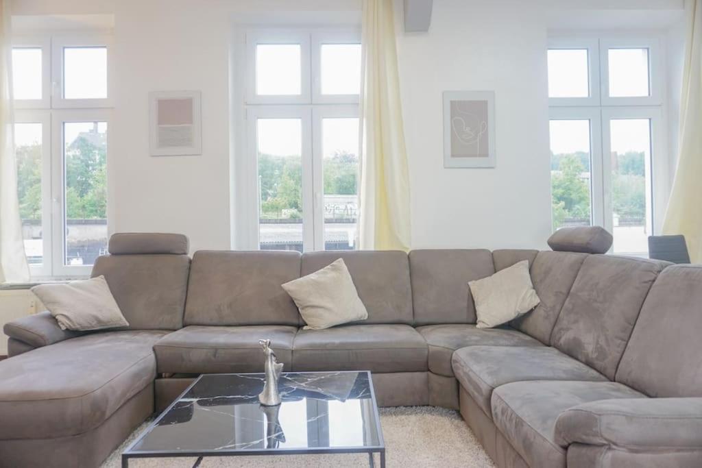 Apartment In Wuppertal - Charmante 3-Zimmer-Oase Mit Kamin Und Badewanne מראה חיצוני תמונה