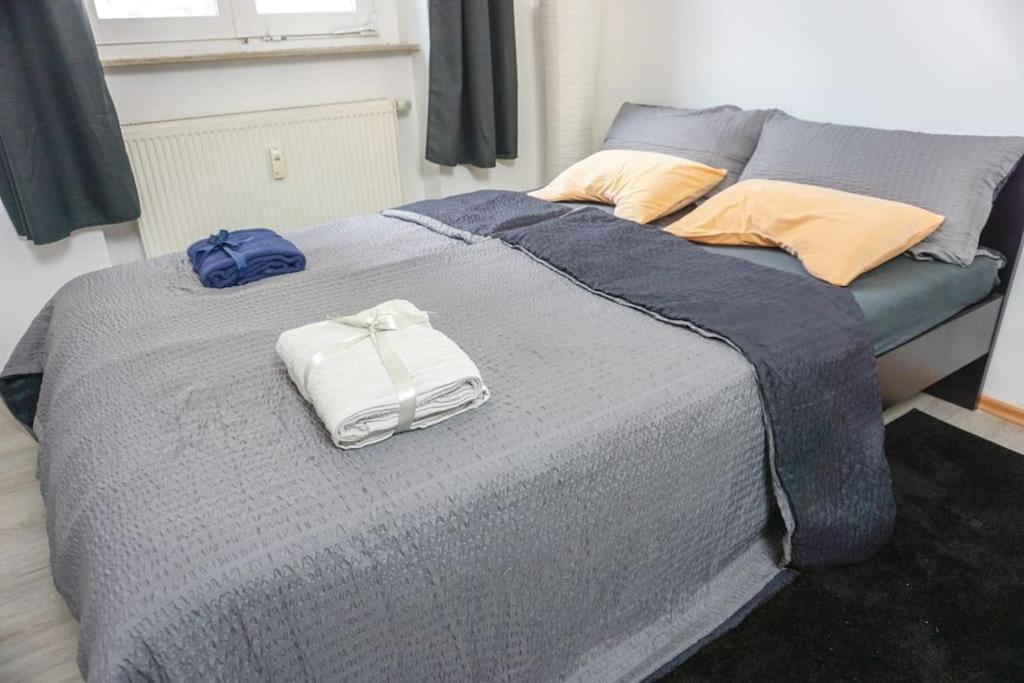 Apartment In Wuppertal - Charmante 3-Zimmer-Oase Mit Kamin Und Badewanne מראה חיצוני תמונה