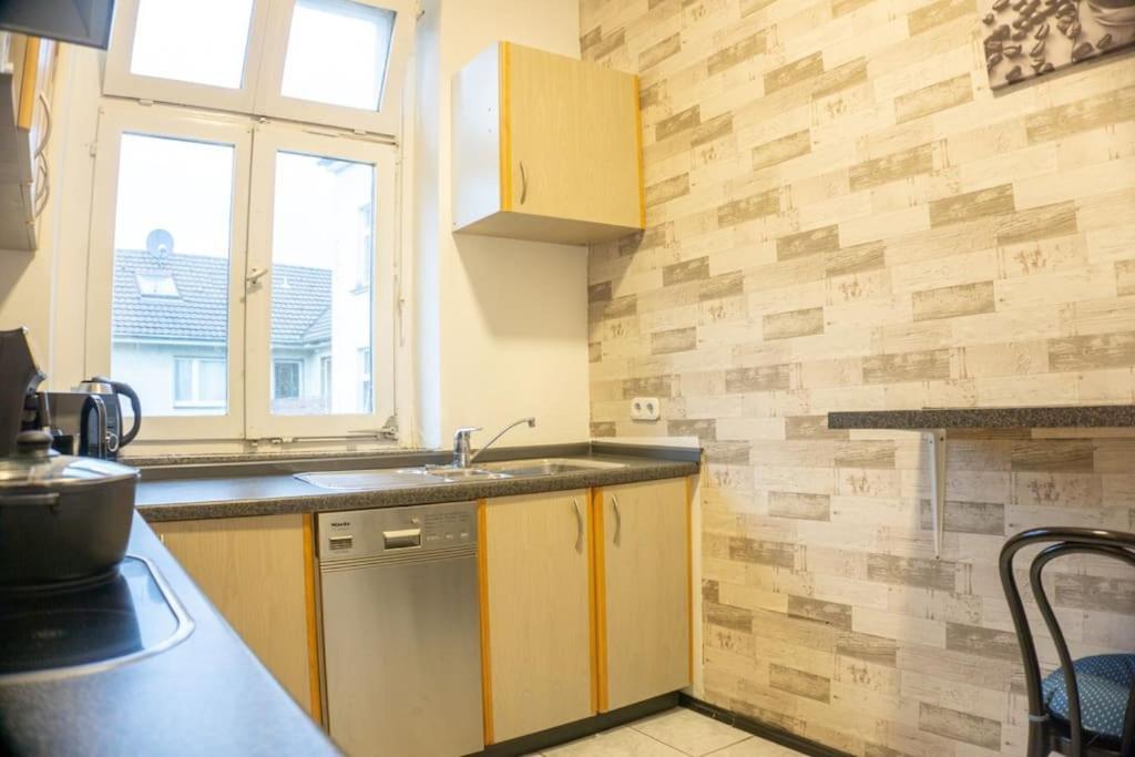 Apartment In Wuppertal - Charmante 3-Zimmer-Oase Mit Kamin Und Badewanne מראה חיצוני תמונה