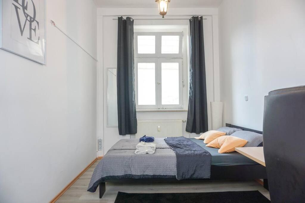 Apartment In Wuppertal - Charmante 3-Zimmer-Oase Mit Kamin Und Badewanne מראה חיצוני תמונה