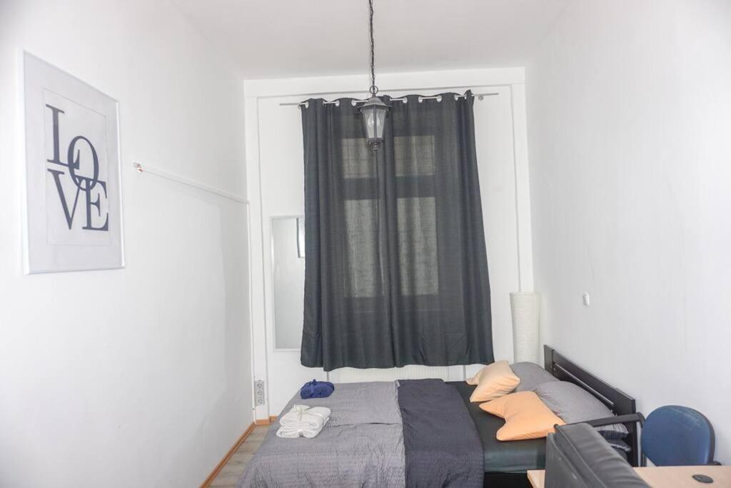 Apartment In Wuppertal - Charmante 3-Zimmer-Oase Mit Kamin Und Badewanne מראה חיצוני תמונה