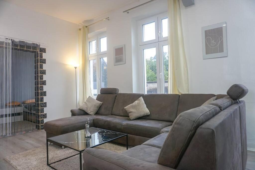 Apartment In Wuppertal - Charmante 3-Zimmer-Oase Mit Kamin Und Badewanne מראה חיצוני תמונה