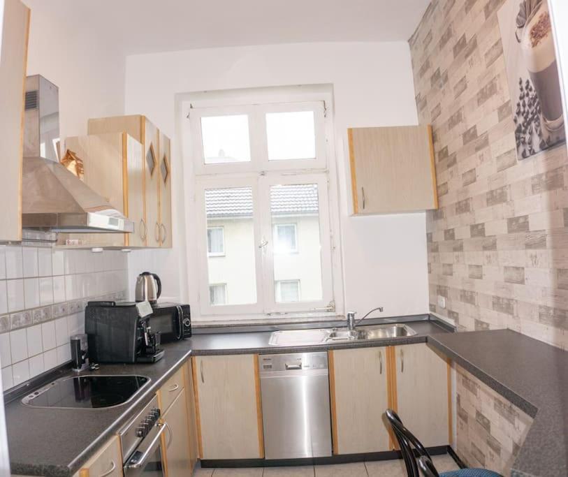 Apartment In Wuppertal - Charmante 3-Zimmer-Oase Mit Kamin Und Badewanne מראה חיצוני תמונה