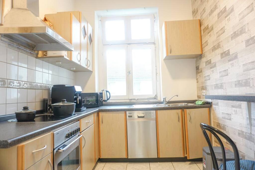 Apartment In Wuppertal - Charmante 3-Zimmer-Oase Mit Kamin Und Badewanne מראה חיצוני תמונה